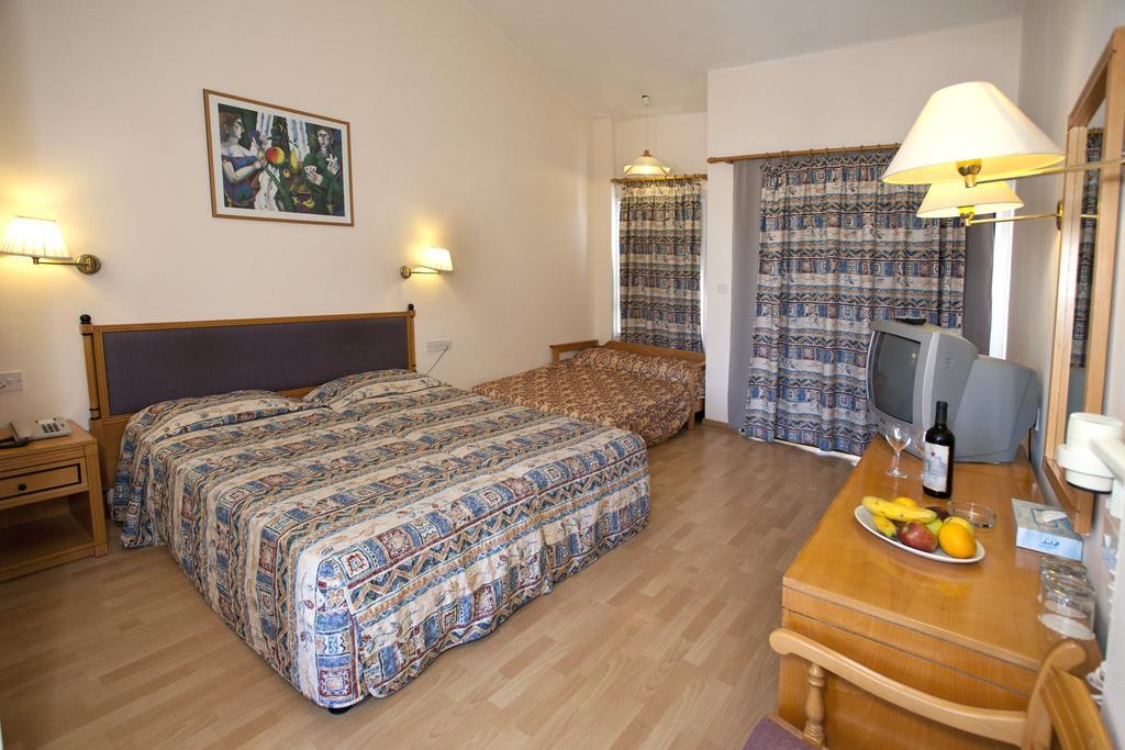 Episkopiana Hotel & Sport Resort Episkopi  Pokoj fotografie